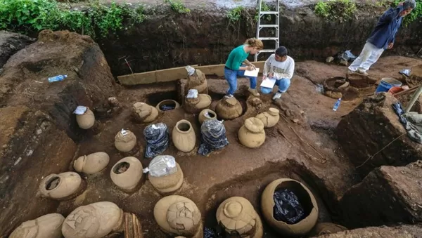 Vasijas encontradas en Ometepe.