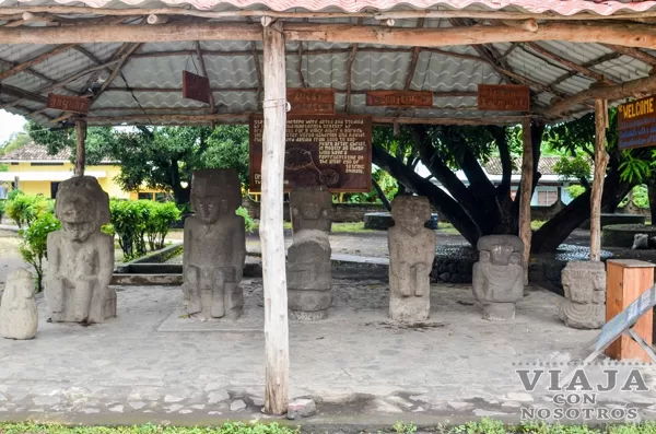 Idolos indígenas de Ometepe